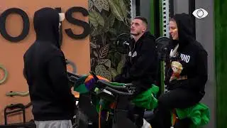 &ldquo;O Gaziii, po si s&rsquo;ke turp q&euml; i p&euml;rgjigjesh k&euml;shtu nj&euml; femre&rdquo;/ Rike e ngacmon, Gazi: M&euml; preke!