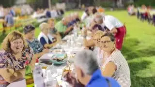 Cena estate 2023 con volontari, associazioni e collaboratori che rendono speciale la Pedagnalonga