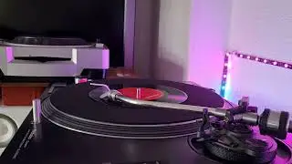 C and C Music Factory ft. Freedom Williams - Things That Make You Go Hmmm - Columbia - 1991 - 7