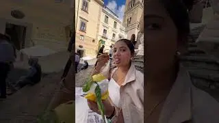 Famous lemon Icecream and Pizza In amalfi town 🫶🏻 #amalficoast #italy #lemonicecream onicecream