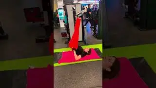#YogaStretch #StretchAndFlow #FlexibilityFocus #StretchYourLimits#motivation 🧘&zwj;♂️