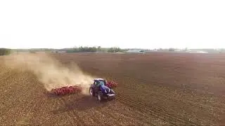 Spreading fertilizer and cultivating 2018