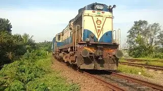 88501 MANAS RHINO PASSENGER with WDM3A #16569R