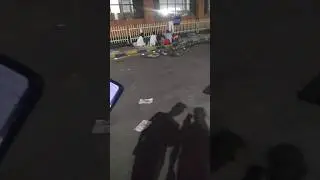 Life of footpath people 😢😢, Railway station outside poor, #shorts #vlog 😭