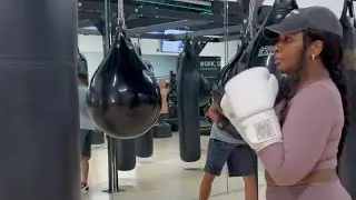 Suburban Girl Throws Hands: Mayweather Boxing + Fitness Workout🥊✨#boxing #gym #workout #mayweather