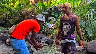 Junior and Charlo catching crayfish #funny #skits #comedy #stvincent 