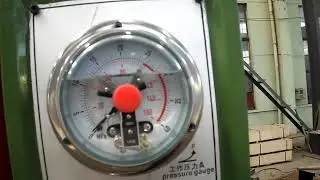 100t Cold Press Hydraulic Woodworking Machine with Roller
