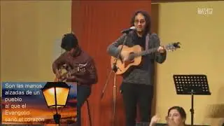 En El Barrio Latino Del Cielo - Santiago Benavides