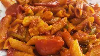 Tomato, chicken and pasta in 5 minutes 