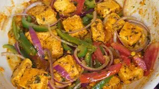 Once you try this paneer roll, there&rsquo;s no going back 😍 PANEER ROLL RECIPE #tasteofhome 