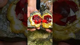 The process of finding gold | finding gold in bedrock fragments | finding gold nuggets worth $2500