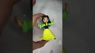 Transforming Mulan from McDonald&rsquo;s Princess collection