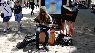 1 ANOTHER GUITARIST IN MANCHESTER BUSKING 2018