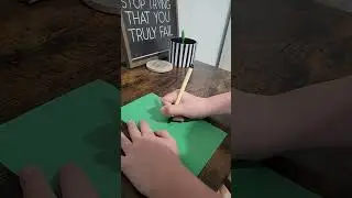 Turning a lower case, E into an R #shorts #life hack