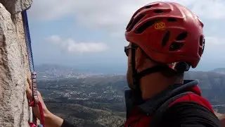 Escalada clásica en solitario vía Espolón Central Puig Campana