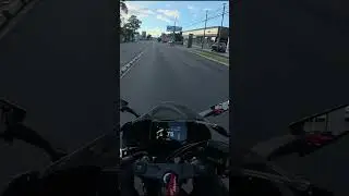 CBR 650R - Cruising