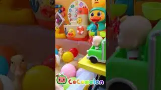 Cutest Duckling Waterwheel in pool bath #duck #shorts #toys #satisfying