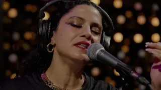 EMEL - Souty (Live on KEXP)