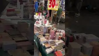Per le strade di Napoli.