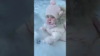 eat snow 🧊❄️😂abypics #cutebabylove #cutebabyface #cutebabyphotos #cutebabyphoto  #shorts