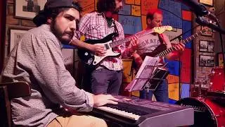 Jelly's Da Beener - Robert Glasper