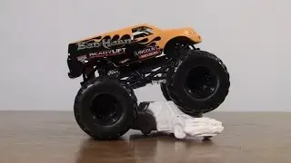 Распаковка Hot Wheels Monster Jam Bad Habit BAD HABIT 2013