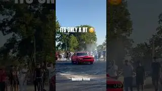 RT CHALLENGER SLIDING LIKE A SCATPACK IN THE PIT😳🔥 #burnout #mopar #srt #392 #houston #carmeet