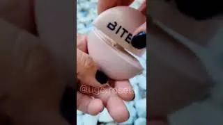 Beauty product demo! ✨️