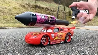 Радиоуправляемая машинка Молния Маккуин с ракетным двигателем из серии Disney Cars 3!!