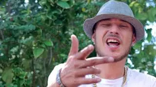 Miamero - F&uacute;matelo (Official Video)