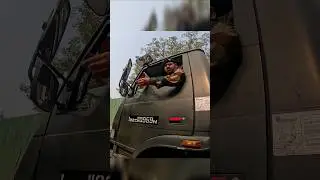 why people do like & respect army 🪖🧑&zwj;✈️🫂🌐😍 #foxmohityt #bikerider#Helping #soldiers #respect #army