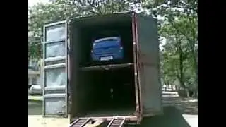 CAR  LOADING IN CONTAINER BY C L S PACKERS & MOVERS JAMSHEDPUR