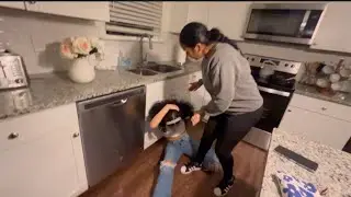 SING POUNDTOWN 💦 🤬 INFRONT OF MY OVERPROTECTIVE MOM