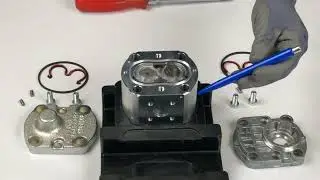 [EN] Bosch Rexroth: External gear pump - CKD - Conversion from CCW to CW rotation