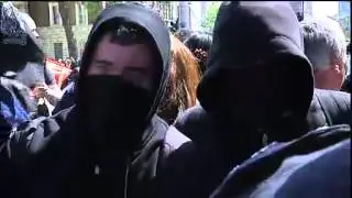Right wing and antiracism protesters clash outside Downing St - ABC News Australian Broadcasting Cor