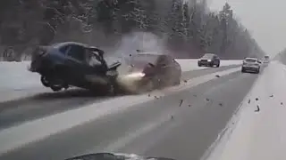 Russia: Lada Granta collided with VAZ 2121 and BMW in Udmurtia (7.3.2025)