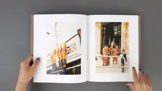 With warm, almost nostalgic colors / Reiko TOYAMA &ldquo;September in London&rdquo; / 当山礼子『September in London』