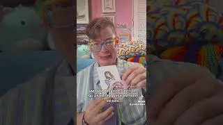 I pre-ordered Debbie Ridpath Ohi's I Want To Read All The Books