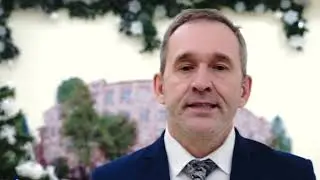 Поздравление с Новым годом от Р.В. Агиней ректора УГТУ, профессора.