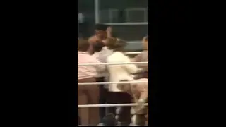 Muhammad Ali vs. Alvin Lewis - Fight Highlights