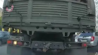 Car crash compilation!!people who can't drive!!#2
