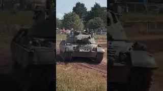 Leopard 1A5 😎