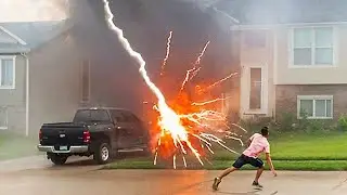 150 Incredible Lightning Strikes Caught on Camera