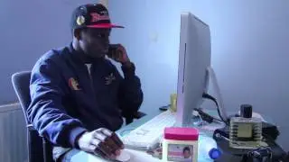 ARNOLD REACTS TO HIS A SQUEEZY SPIFF TV COMMENTS