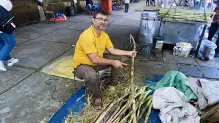Most Famous Sugarcane Juice Making with Traditional Machine - Amazing Street Food Mumbai🇮🇳