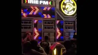 NOVA IRIE FM VIP LION \ ONTEM \ EM TURN&Ecirc; EM S&Atilde;O PAULO / SHOW DE PEDRAS