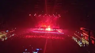 Dean Lewis - Falling Up (Live @ 013 Tilburg)