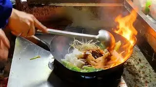 Fried Noodles, Fried Rice, Fried Rice Noodles Wok Skill Food. Collection~夜市街头炒锅美食抛锅技巧人间烟火气
