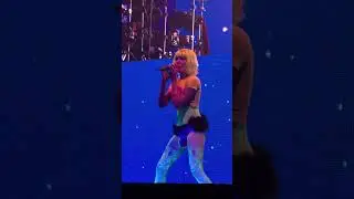 Halsey &ldquo; Control &ldquo; LIVE @ Back to Badlands Tour in Los Angeles 🩵 LA Night 2