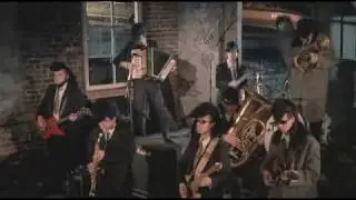 02 - Säkkijärven Polkka - Leningrad Cowboys Go America [***VIDEO CUTE***]